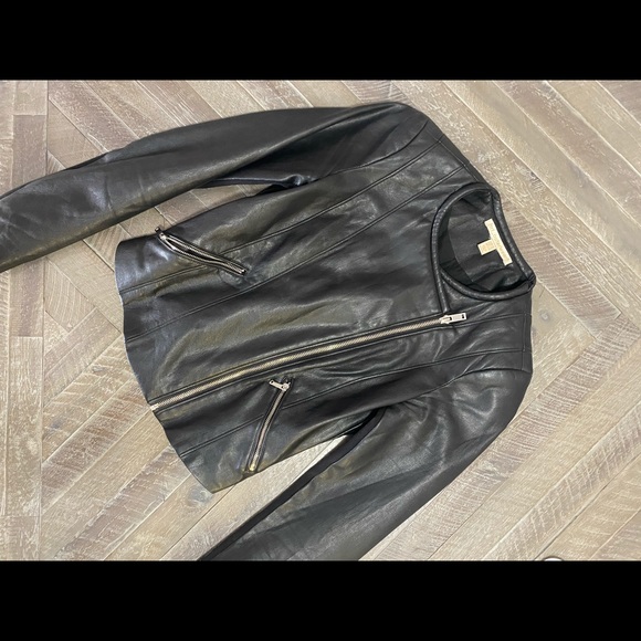 Zara Black faux leather jacket - Picture 1 of 4